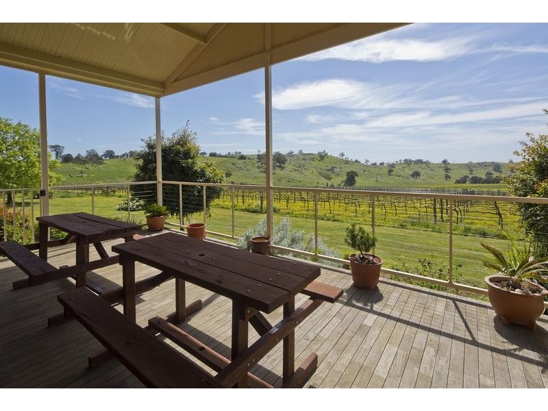 90 Ford Road, Harcourt North VIC 3453