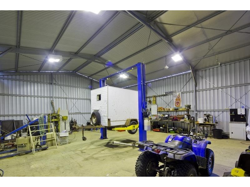 90 Ford Road, Harcourt North VIC 3453