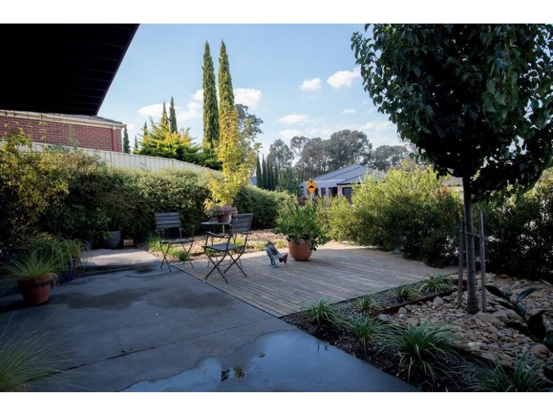 16 The Terrace, Kennington VIC 3550