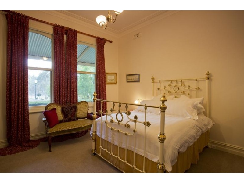 32 Ronald Drive, Mandurang VIC 3551