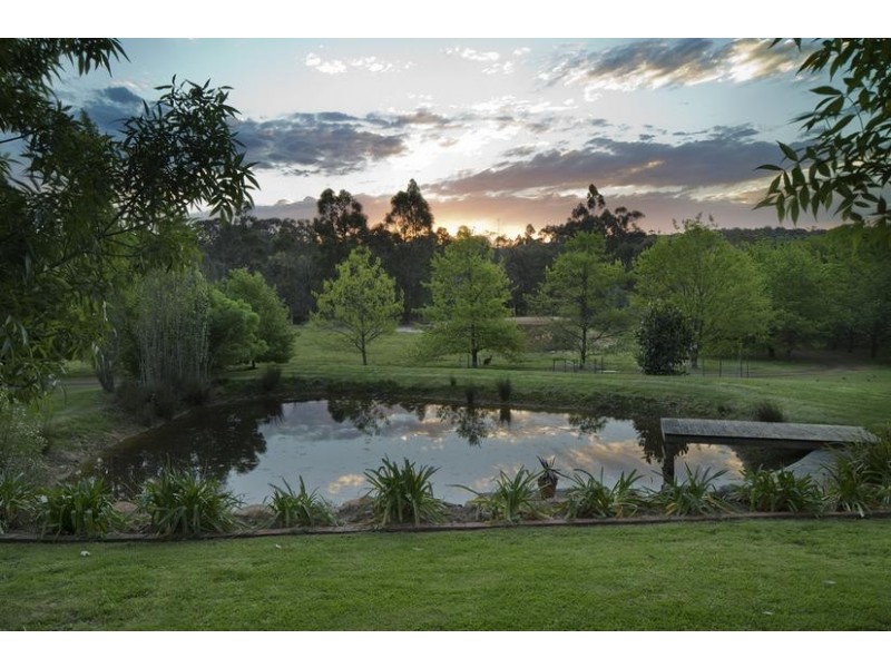 32 Ronald Drive, Mandurang VIC 3551