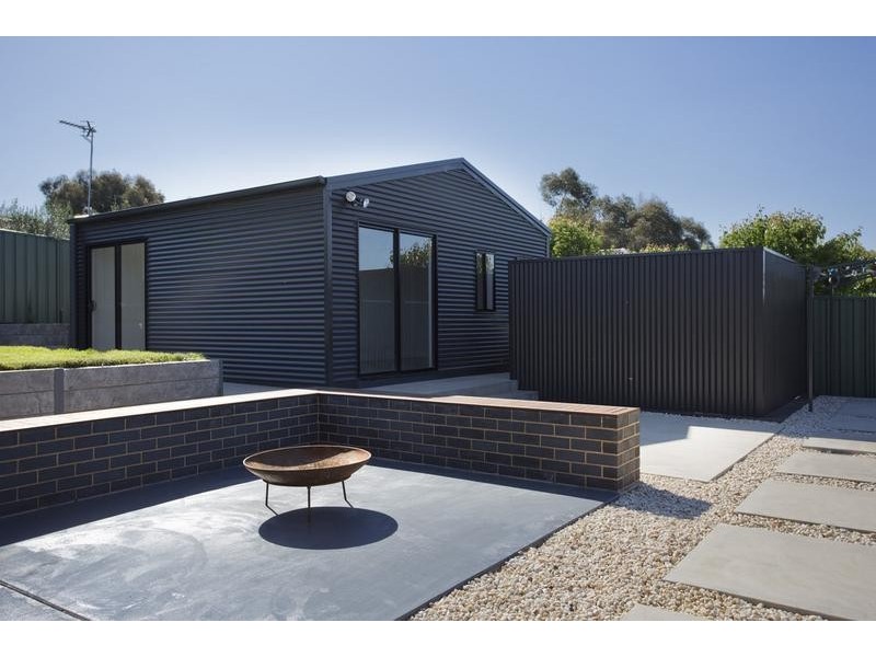 12 Janelle Drive, Maiden Gully VIC 3551