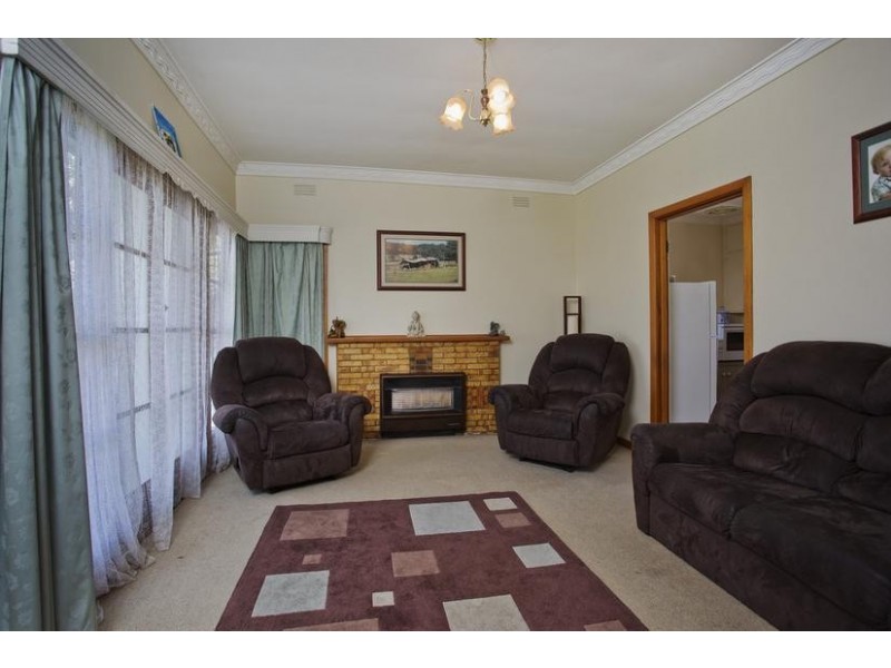 3 Burrell Street, Flora Hill VIC 3550