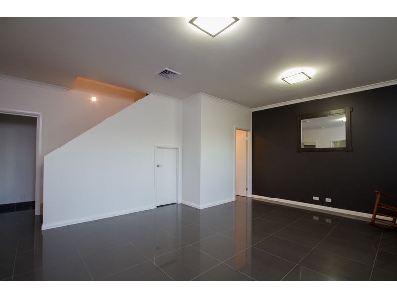 16 Barton Court, Flora Hill VIC 3550