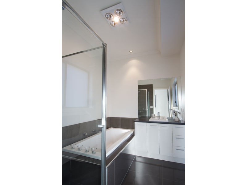 16 Barton Court, Flora Hill VIC 3550