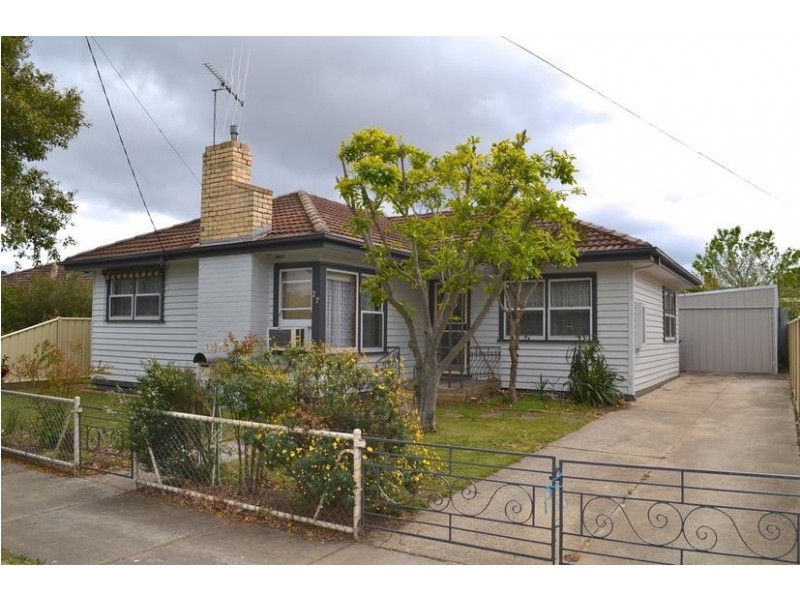 27 Morshead Court, White Hills VIC 3550