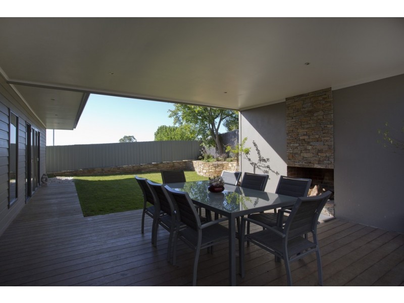 18 Black Street, Bendigo VIC 3550