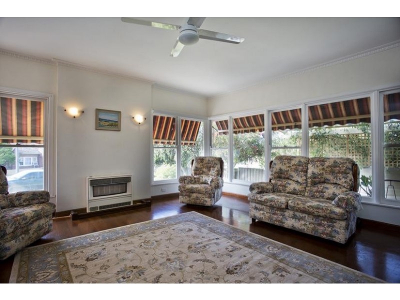 4 Hollow Street, Golden Square VIC 3555
