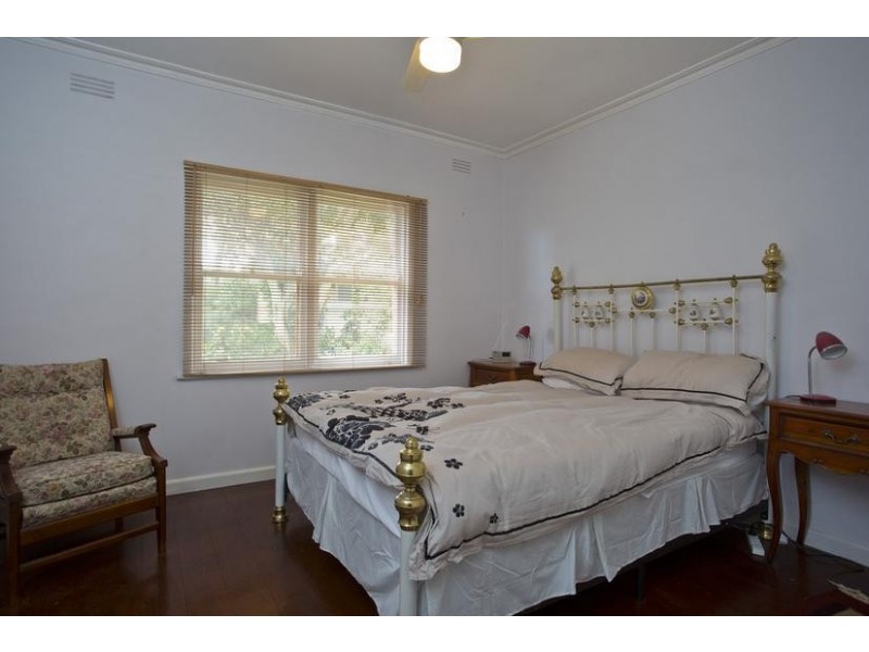 4 Hollow Street, Golden Square VIC 3555