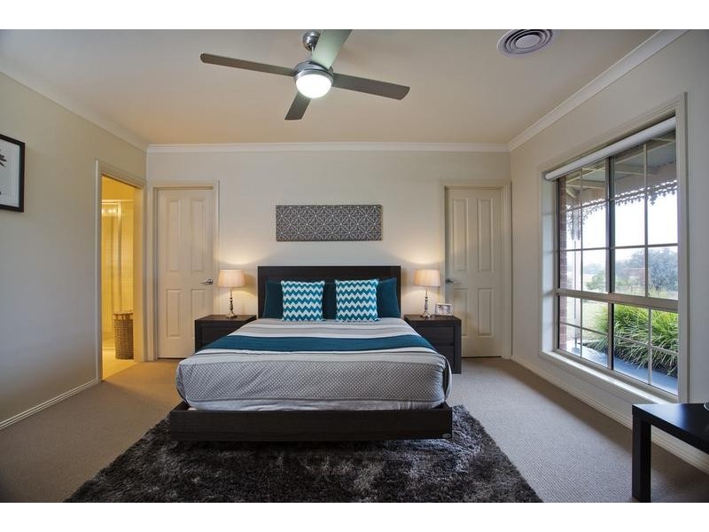 41 Sunrise Crescent, Lockwood South VIC 3551