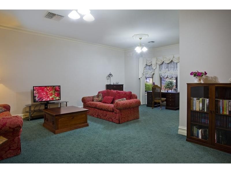 7 Sandstone Rise, Strathdale VIC 3550