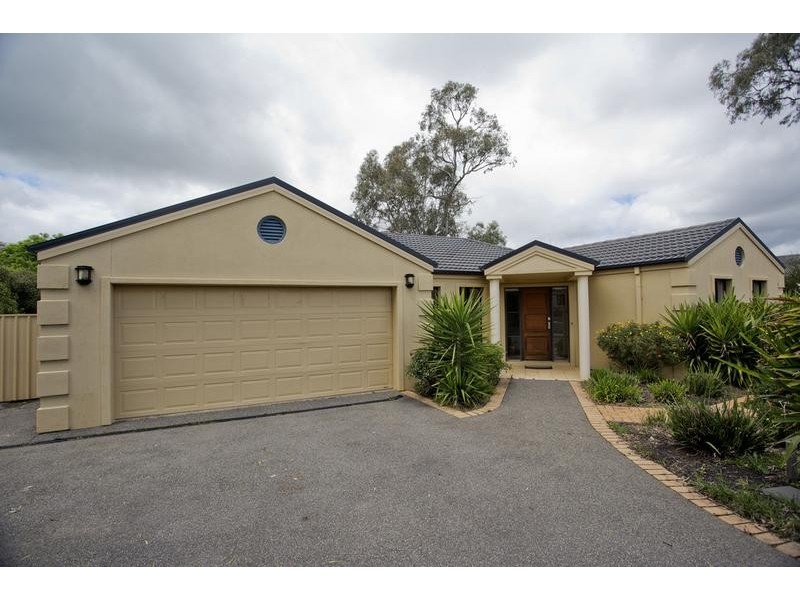 14 Glenshael Court, Strathfieldsaye VIC 3551