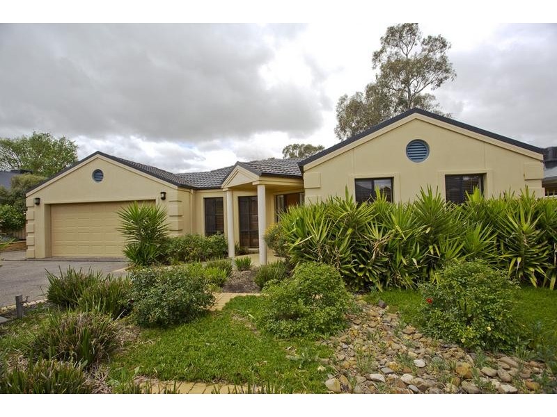14 Glenshael Court, Strathfieldsaye VIC 3551