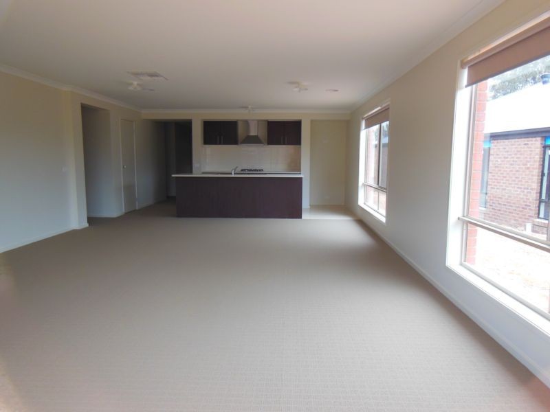 50 Kingston Drive, Eaglehawk VIC 3556