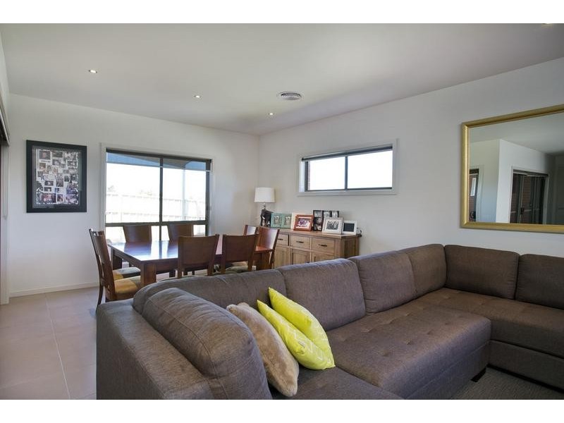 24 Midas Court, Strathfieldsaye VIC 3551