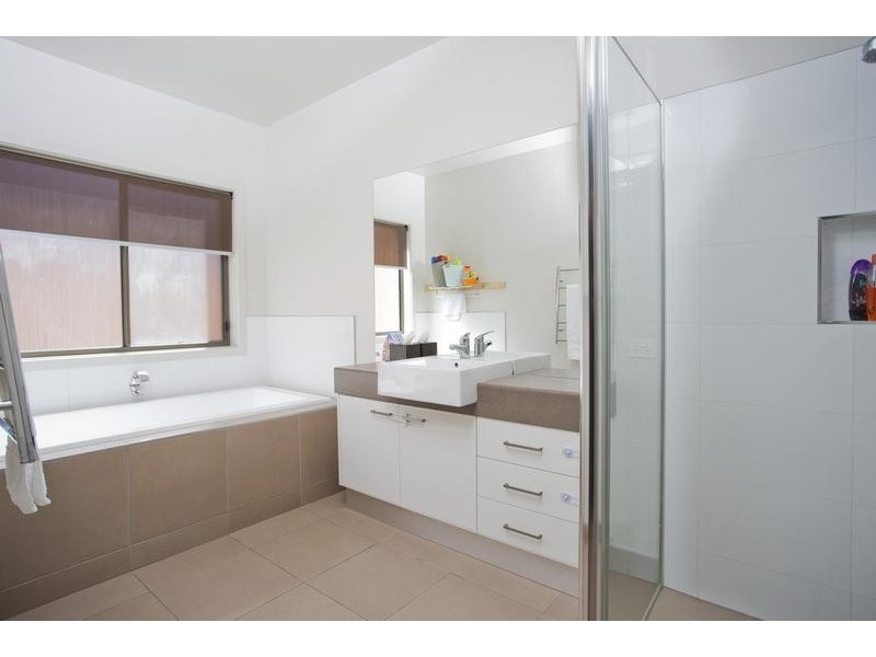 24 Midas Court, Strathfieldsaye VIC 3551
