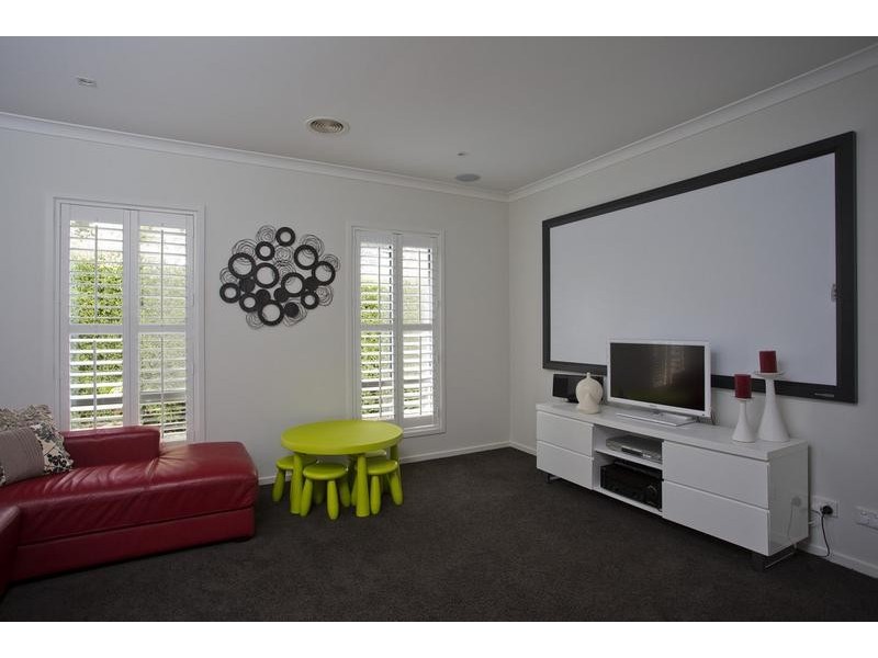 5 Federation Terrace, Kennington VIC 3550