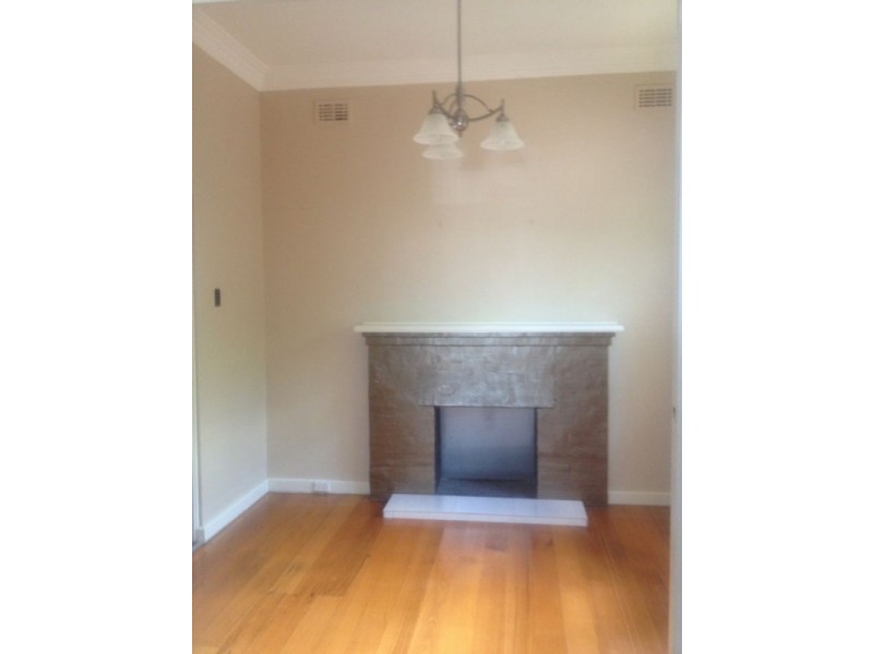 10 Echuca Street, Quarry Hill VIC 3550