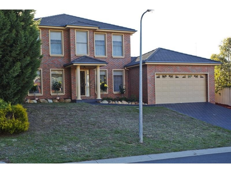 28 Derby Grove, Flora Hill VIC 3550