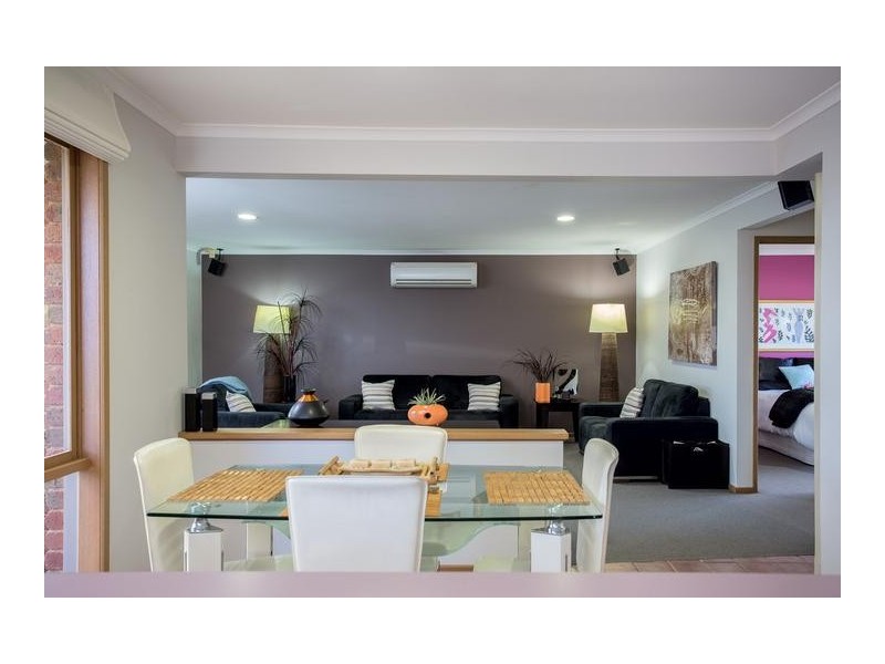 1 Essex Court, Strathdale VIC 3550