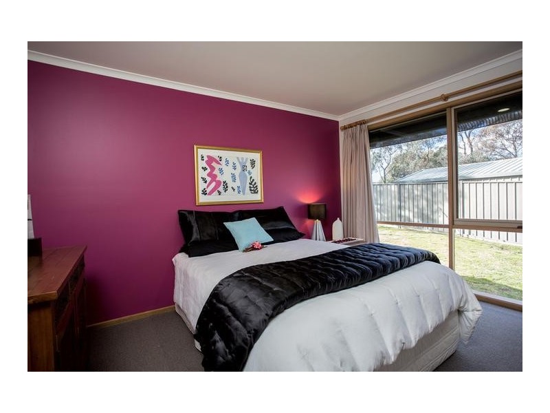 1 Essex Court, Strathdale VIC 3550