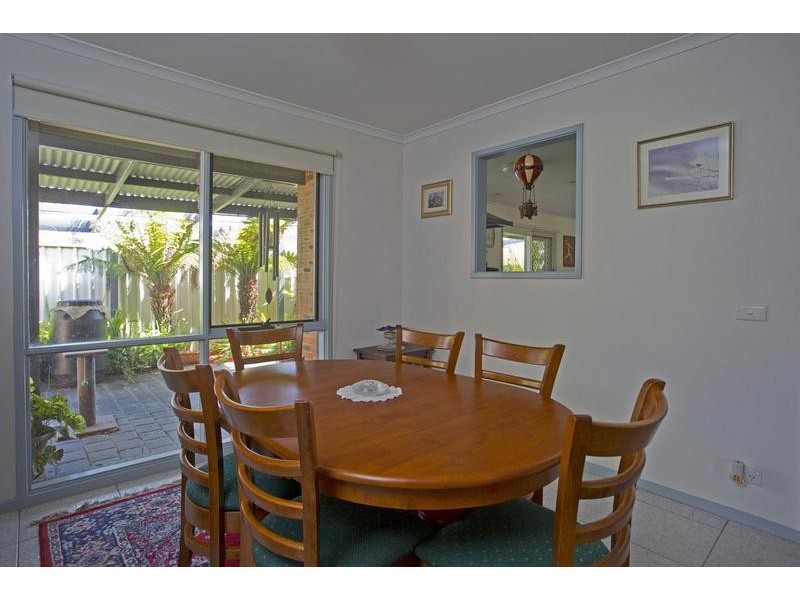 21 Spring Hill Drive, Spring Gully VIC 3550