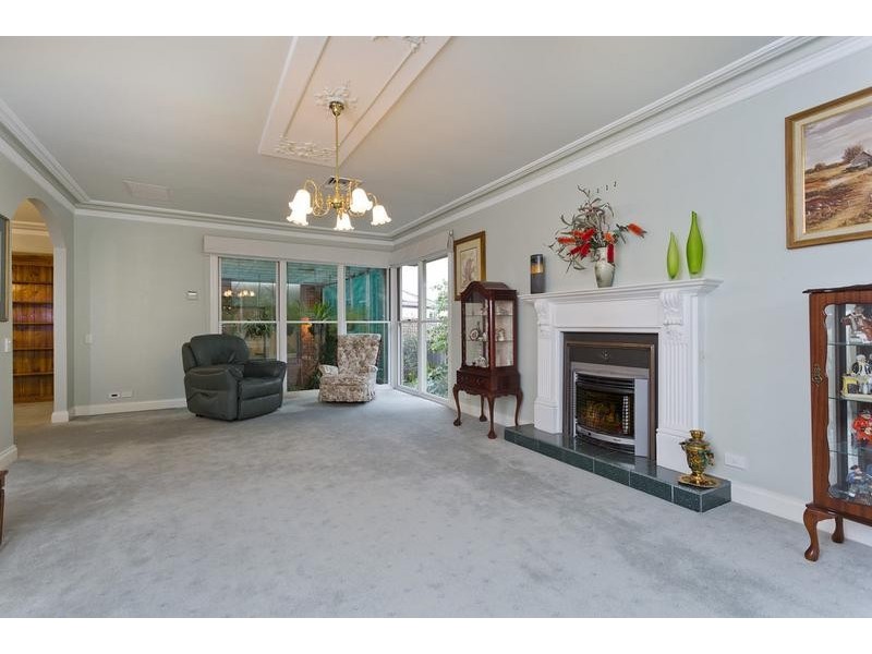 4 Harrods Court, Strathdale VIC 3550