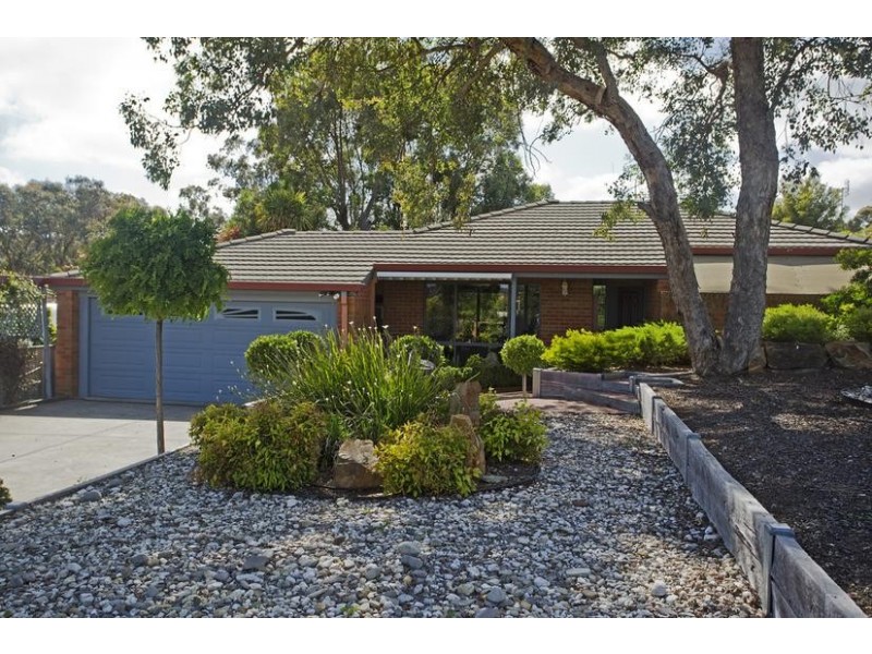 5 Sherwood Drive, Flora Hill VIC 3550