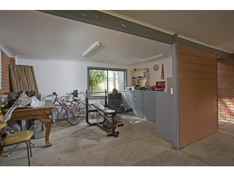 5 Sherwood Drive, Flora Hill VIC 3550