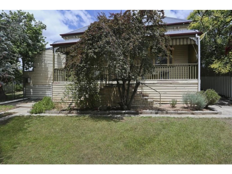 50 Pallett Street, Golden Square VIC 3555