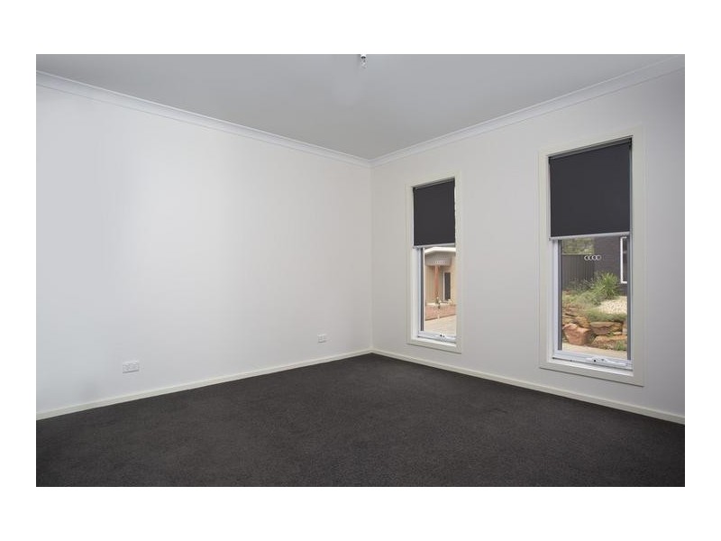 2/10 Gordon Street, Spring Gully VIC 3550