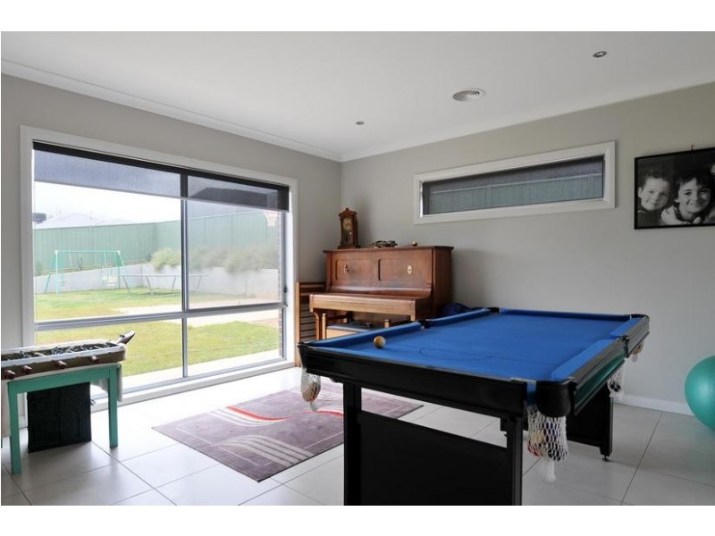 5 Fellows Place, Maiden Gully VIC 3551