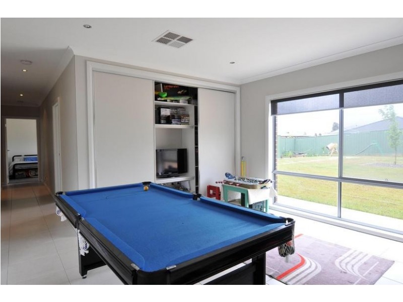 5 Fellows Place, Maiden Gully VIC 3551