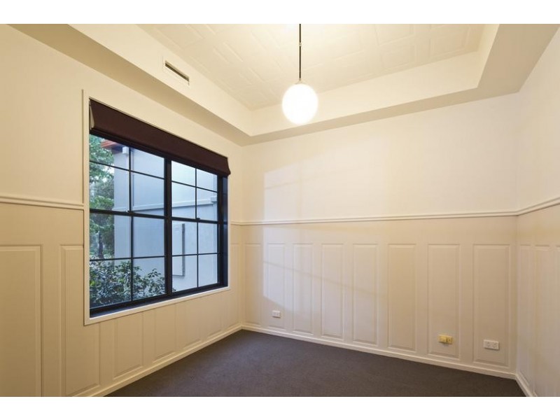 8 Peppertree Grove, Strathdale VIC 3550