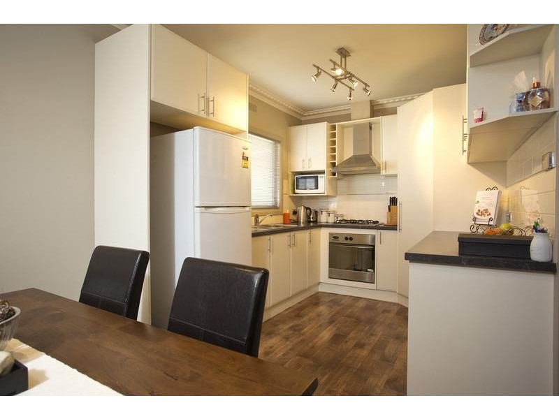295 MacKenzie Street West, Kangaroo Flat VIC 3555