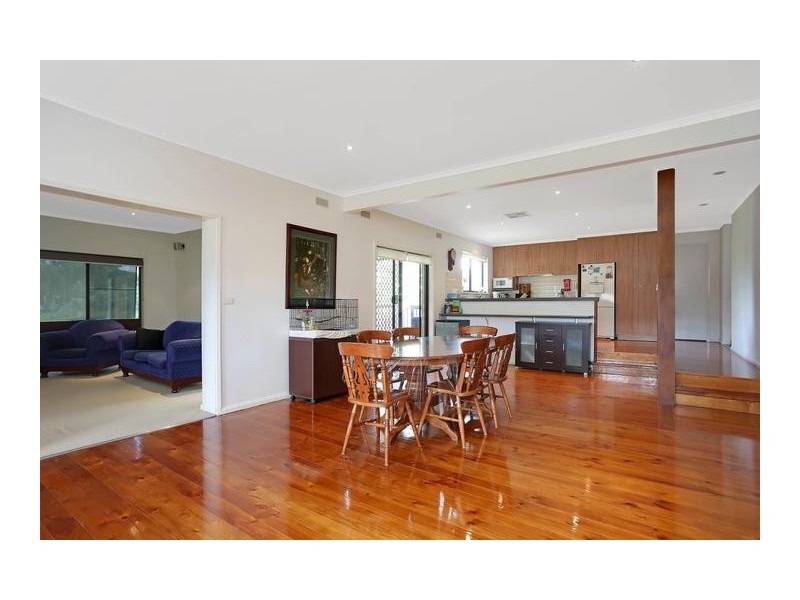 83 Harley Street, Strathdale VIC 3550