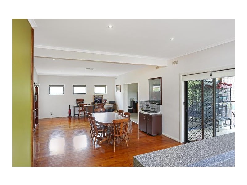 83 Harley Street, Strathdale VIC 3550