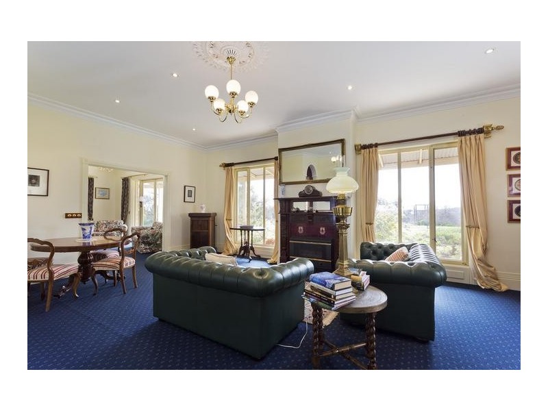 251 Pinjarra Drive, Lockwood South VIC 3551