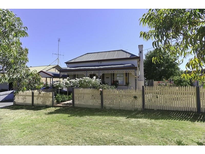 14 Bolt Street, Bendigo VIC 3550