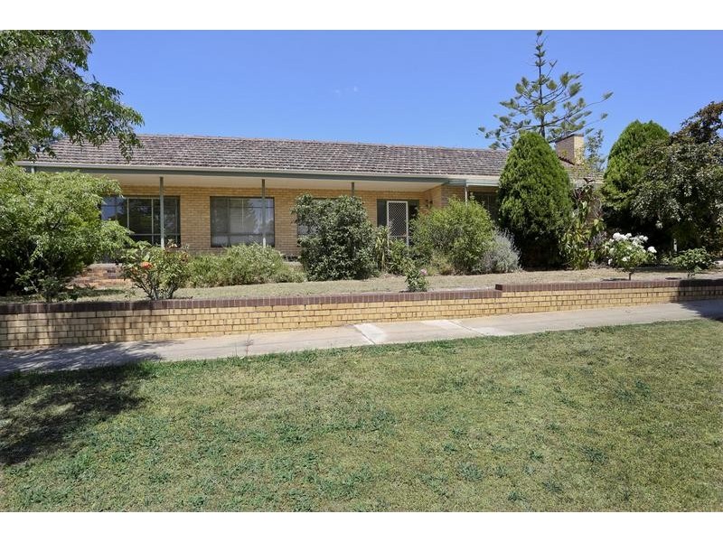 22 Mahon Avenue, Kennington VIC 3550