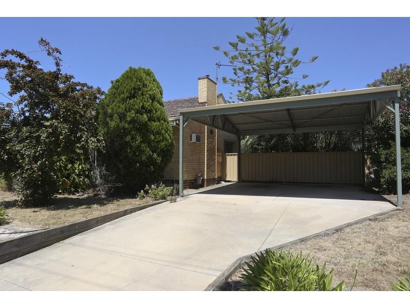 22 Mahon Avenue, Kennington VIC 3550