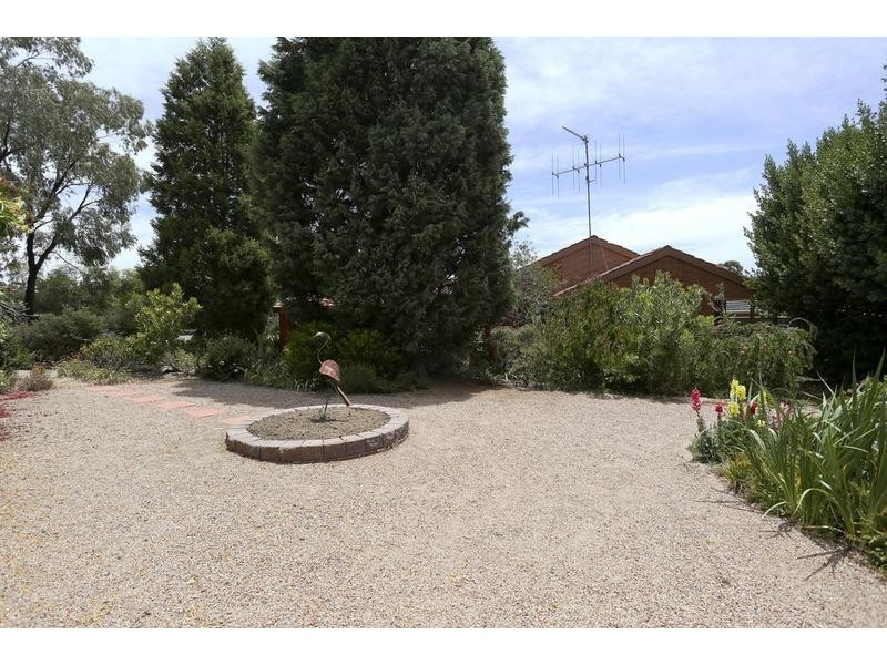 1 Teal Court, Strathdale VIC 3550