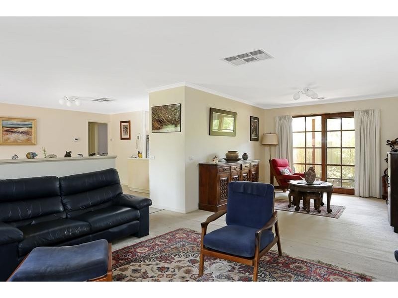 1 Teal Court, Strathdale VIC 3550