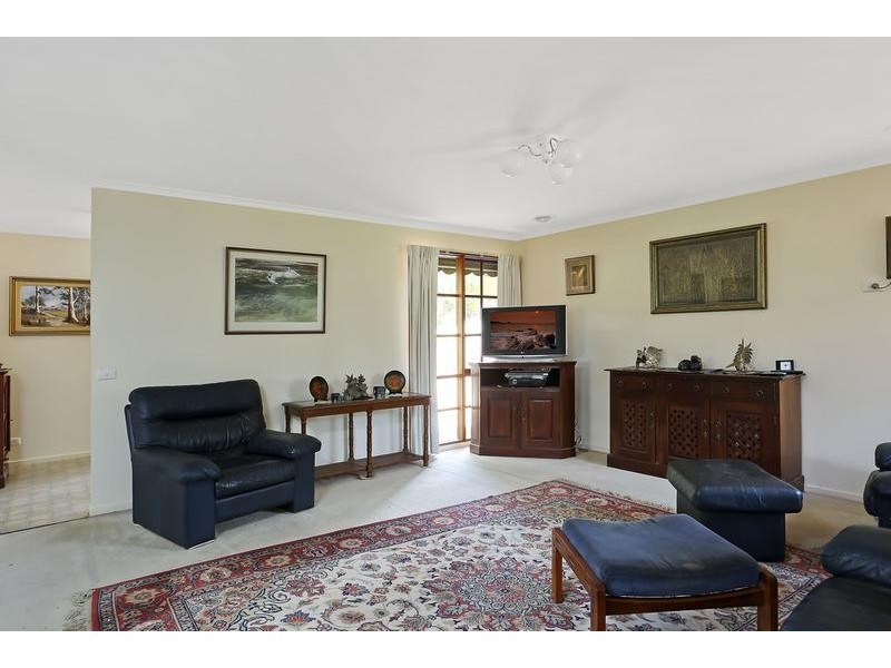 1 Teal Court, Strathdale VIC 3550