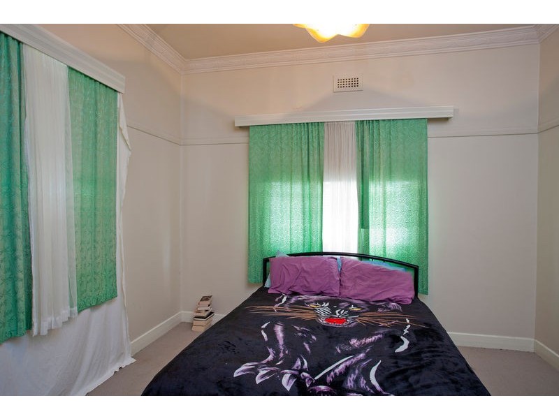19 Station Street, Kangaroo Flat VIC 3555