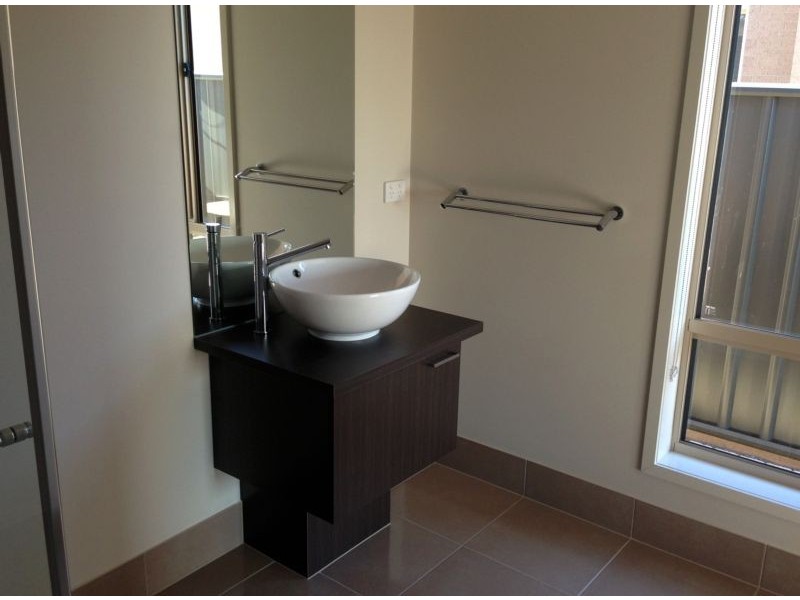 54 Greenfield Drive, Epsom VIC 3551