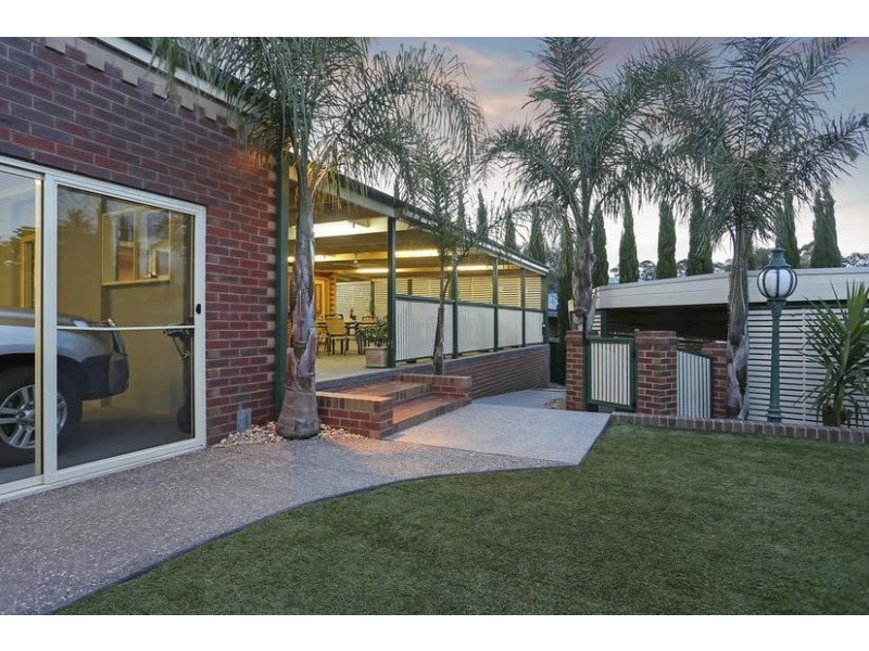 3 Sherpa Court, Strathdale VIC 3550