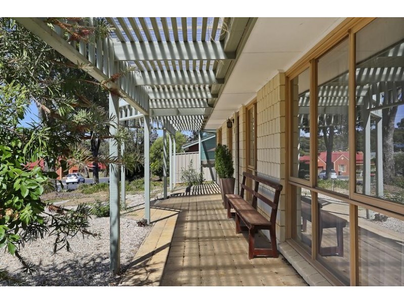 1 Akoonah Drive, Golden Square VIC 3555