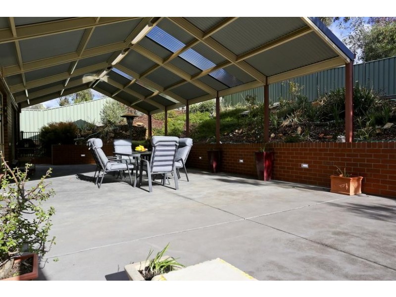 30 Keogh Drive, Spring Gully VIC 3550
