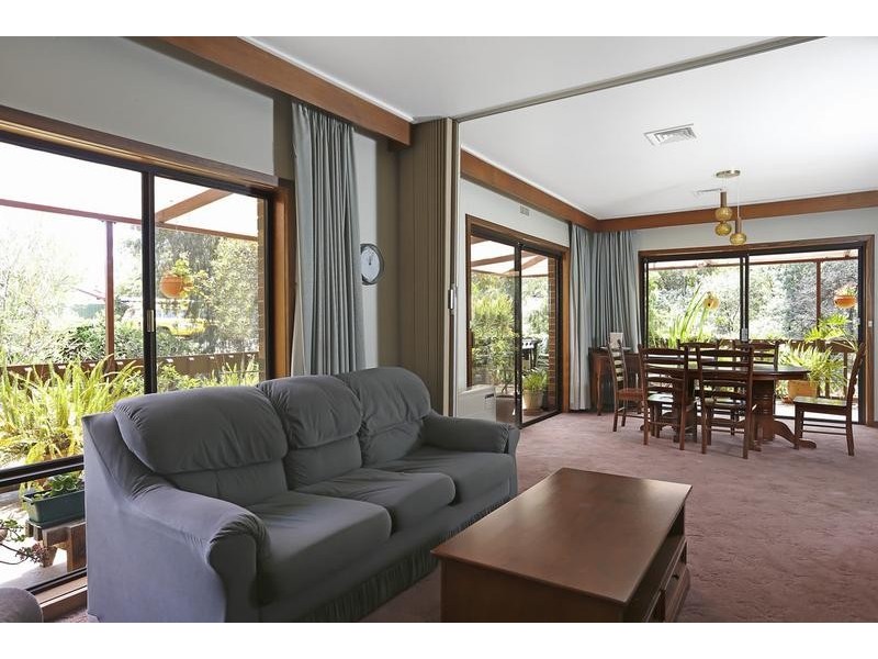 31 Shelley Street, Spring Gully VIC 3550
